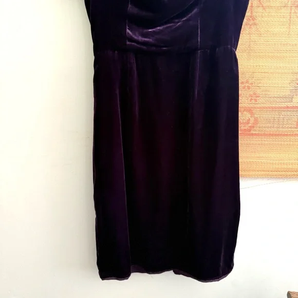 BCBG Max Azria Kerry Velvet Off Shoulder Plum Sheath Dress - Picture 5 of 9